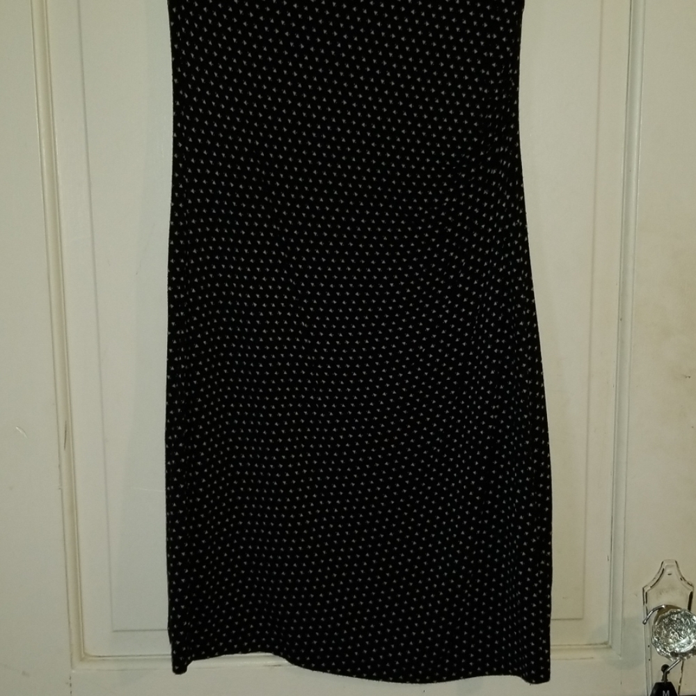 Dress - Picture 2 of 6